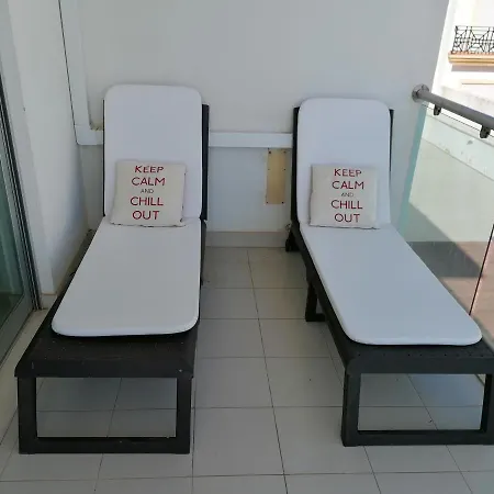 Apartmán Modern With Sunny South Facing Terrace *