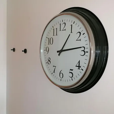 Apartament Modern With Sunny South Facing Terrace *