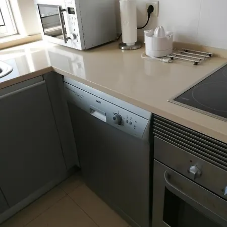 Apartmán Modern With Sunny South Facing Terrace