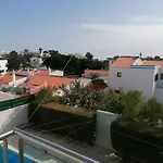 Апартаменты Modern With Sunny South Facing Terrace